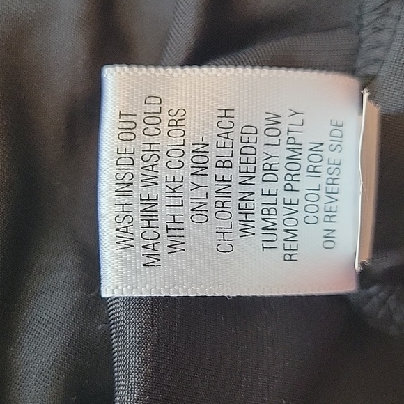 Vintage Apt. 9 Stretch Black Velvet Tank Top in S - Picture 12 of 12